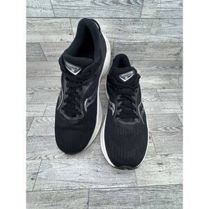 Saucony Triumph 21‎ Women Running Shoes Black White S10881-10 Size 10